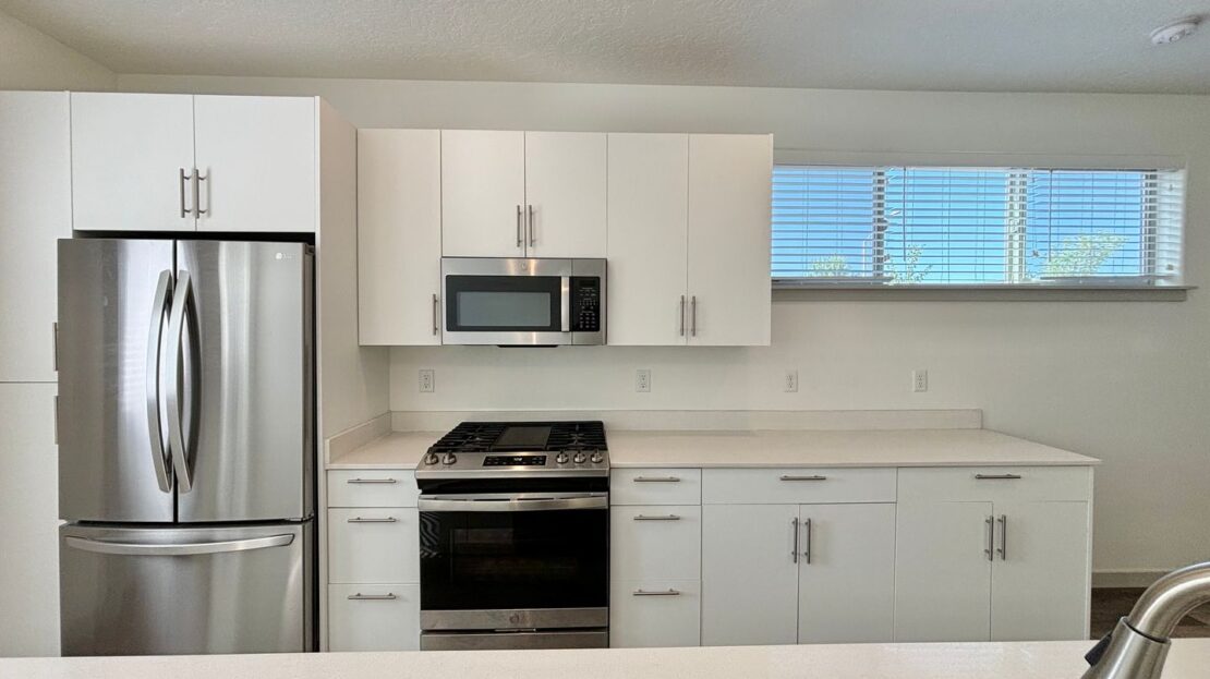 502 NW 28th Court - Redmond - Oregon - 3 bed, 2.5 bath rental property