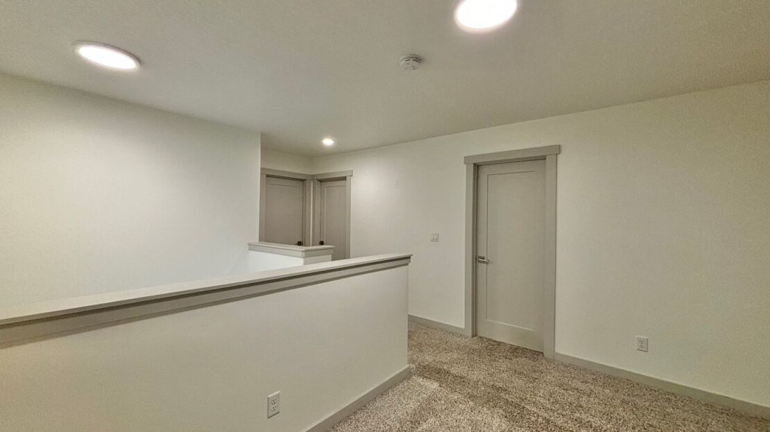 502 NW 28th Court - Redmond - Oregon - 3 bed, 2.5 bath rental property