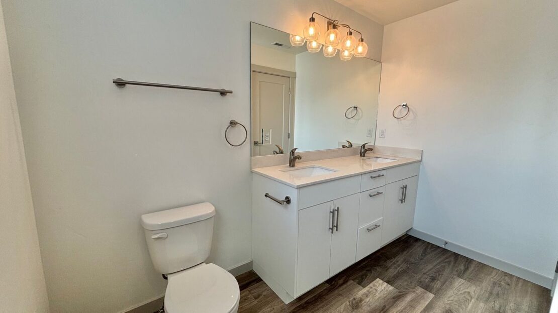 502 NW 28th Court - Redmond - Oregon - 3 bed, 2.5 bath rental property