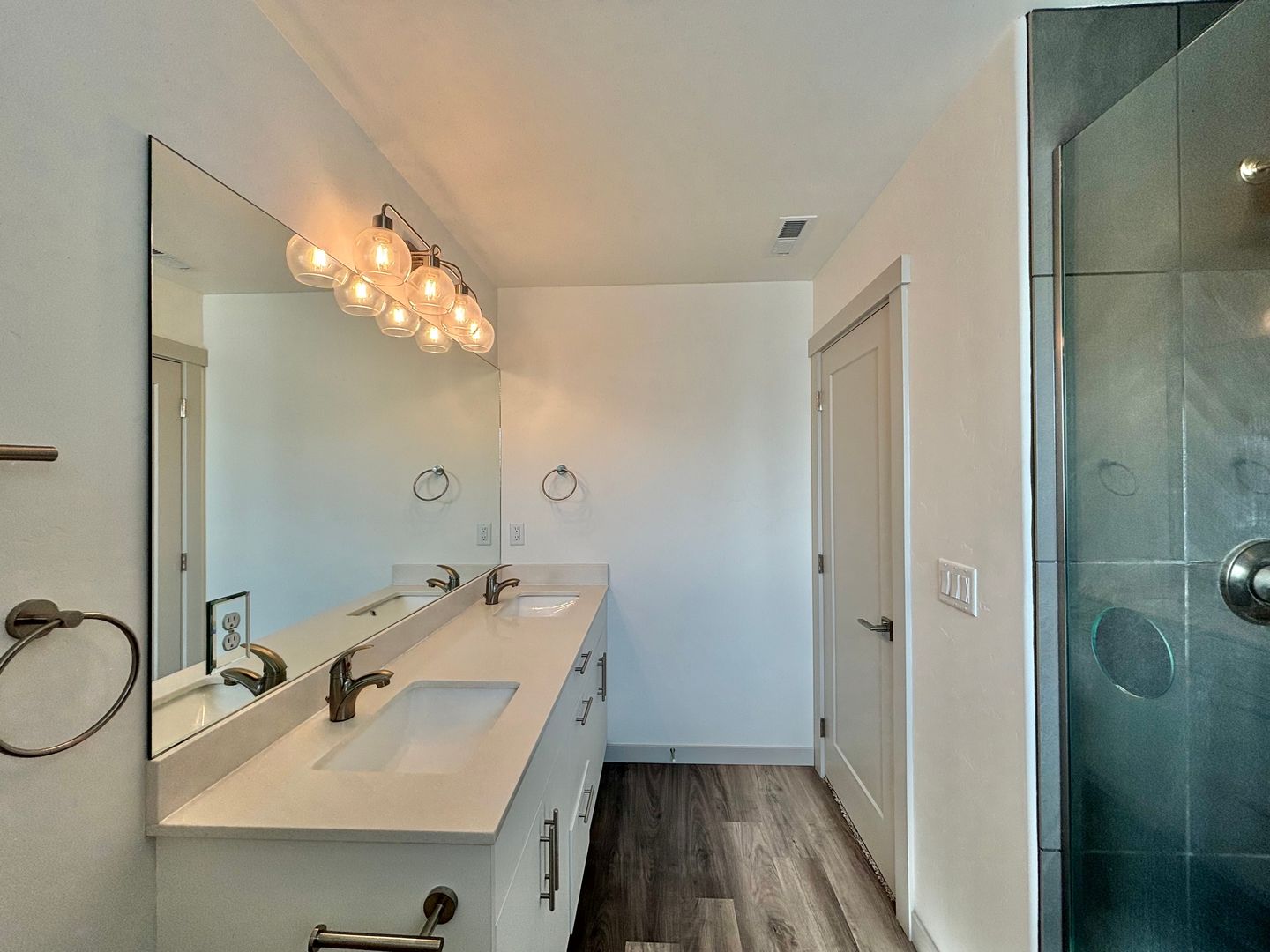 502 NW 28th Court - Redmond - Oregon - 3 bed, 2.5 bath rental property