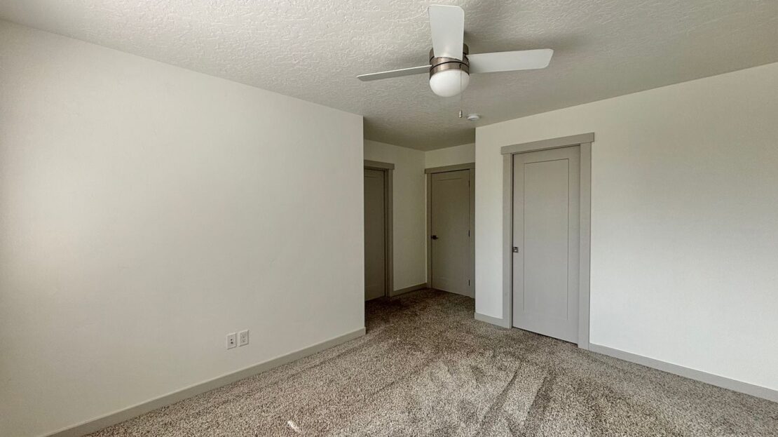 502 NW 28th Court - Redmond - Oregon - 3 bed, 2.5 bath rental property