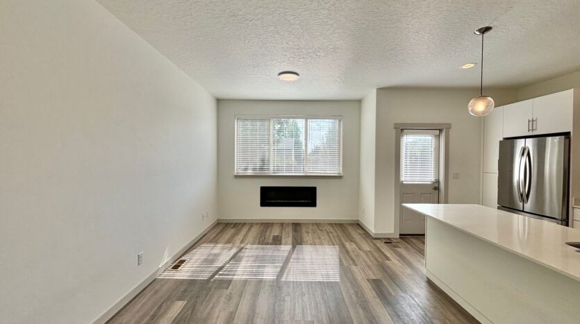 502 NW 28th Court - Redmond - Oregon - 3 bed, 2.5 bath rental property