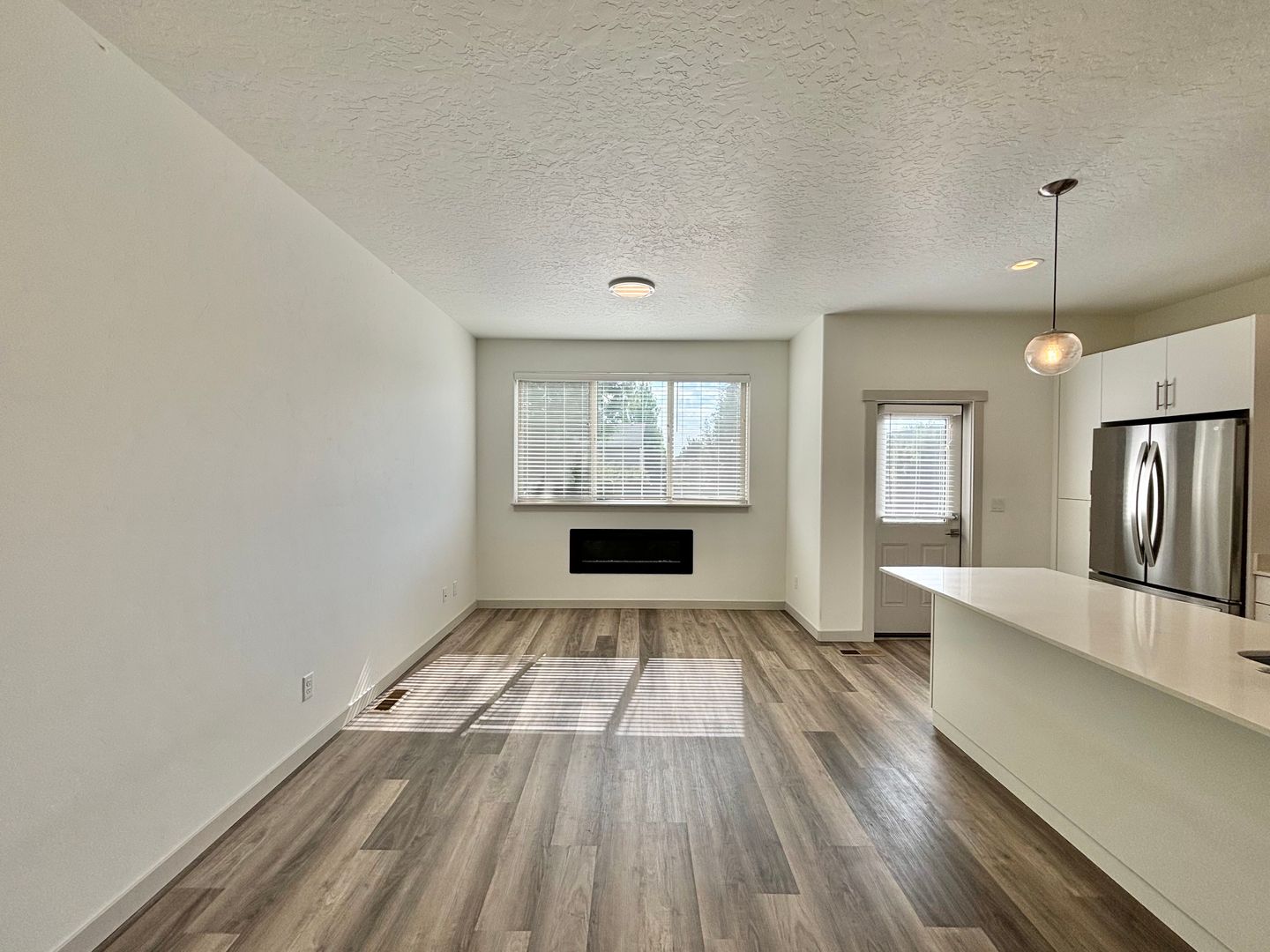 502 NW 28th Court - Redmond - Oregon - 3 bed, 2.5 bath rental property