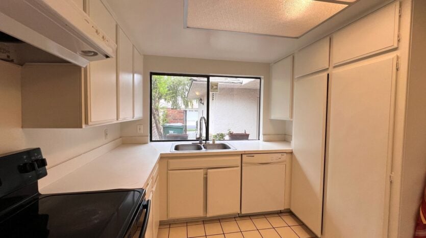 5086 Alder - Irvine - California - 2 bed, 2 bath rental property