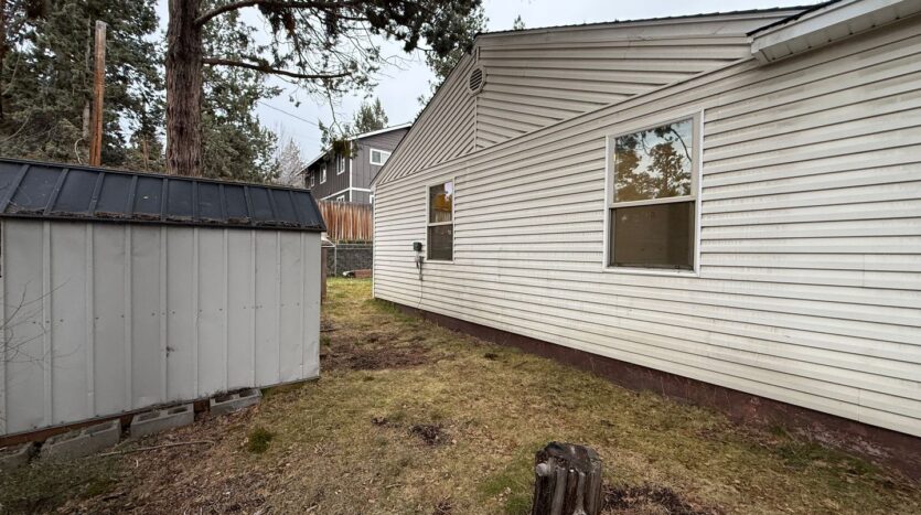 513 NE Irving   Unit 1 - Bend - Oregon - 2 bed, 1 bath rental property