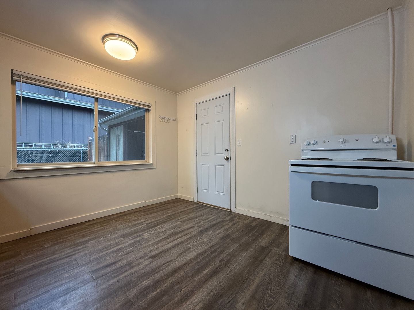 513 NE Irving   Unit 1 - Bend - Oregon - 2 bed, 1 bath rental property