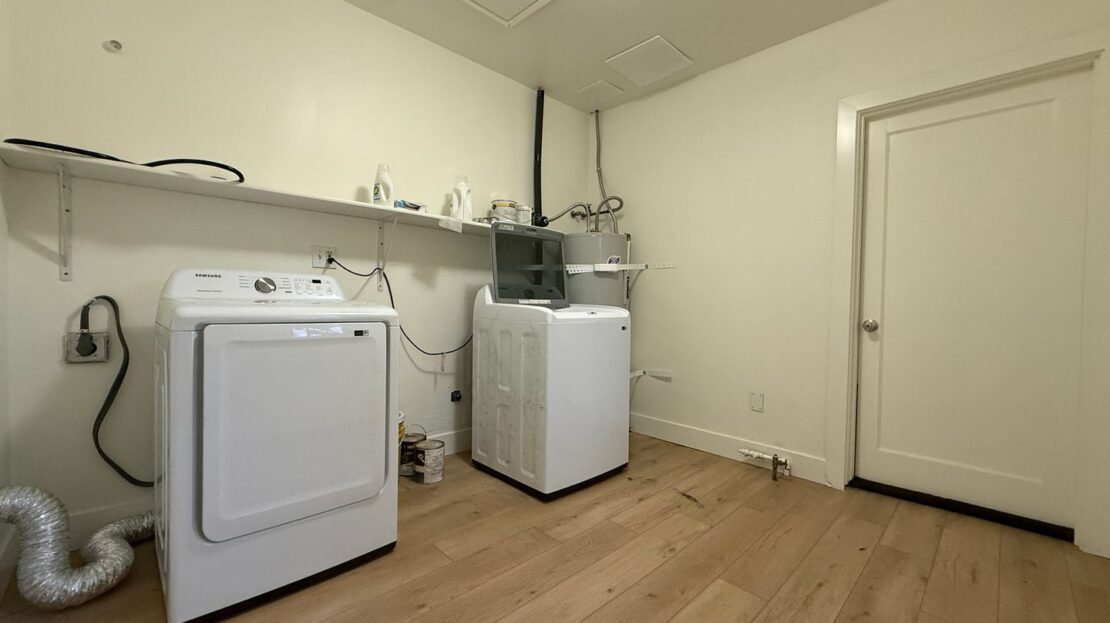 513 NE Irving   Unit 1 - Bend - Oregon - 2 bed, 1 bath rental property