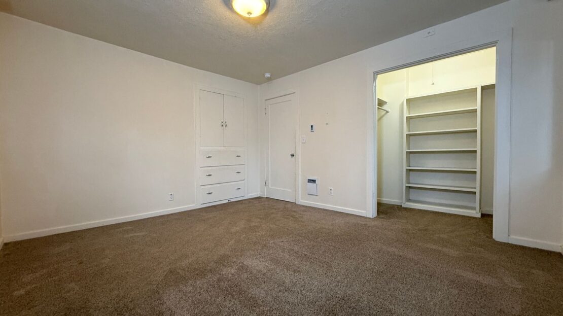 513 NE Irving   Unit 1 - Bend - Oregon - 2 bed, 1 bath rental property