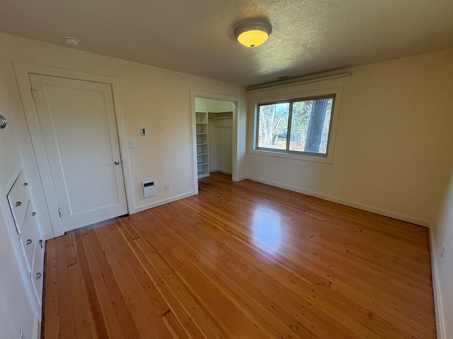 513 NE Irving   Unit 1 - Bend - Oregon - 2 bed, 1 bath rental property
