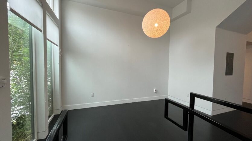 5304 San Pablo Ave APT A - Oakland - California - 1 bath rental property