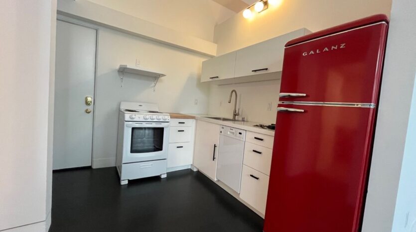 5304 San Pablo Ave APT A - Oakland - California - 1 bath rental property