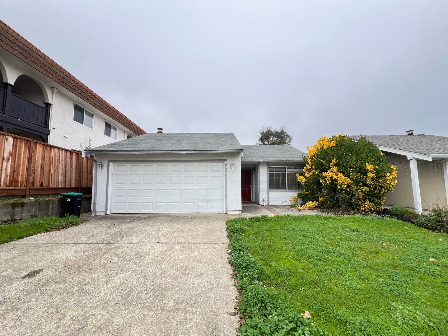 5563 Sonoma Dr - Pleasanton - California - 3 bed, 2 bath rental property