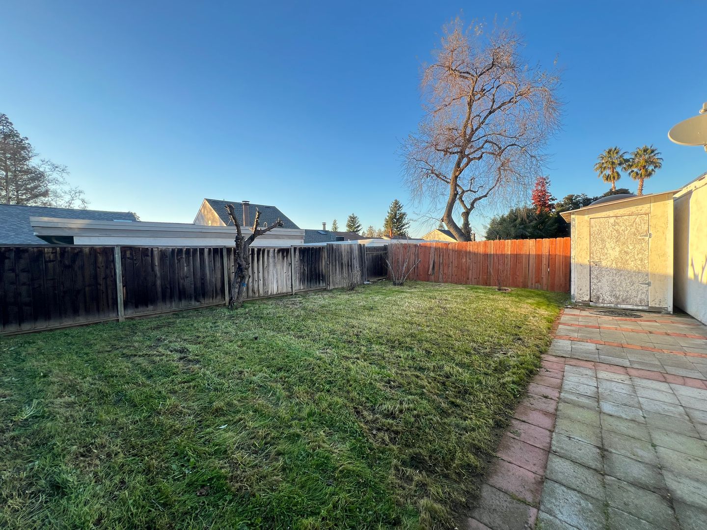 5563 Sonoma Dr - Pleasanton - California - 3 bed, 2 bath rental property