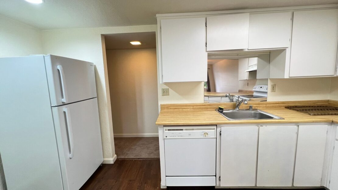 5563 Sonoma Dr - Pleasanton - California - 3 bed, 2 bath rental property