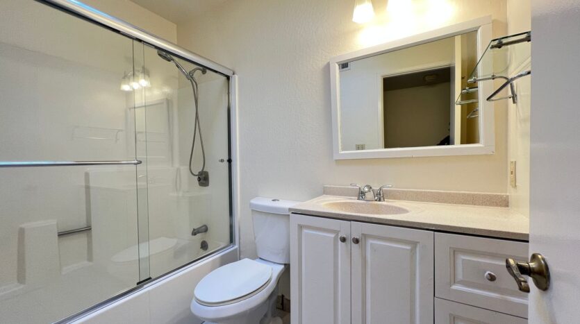 5563 Sonoma Dr - Pleasanton - California - 3 bed, 2 bath rental property