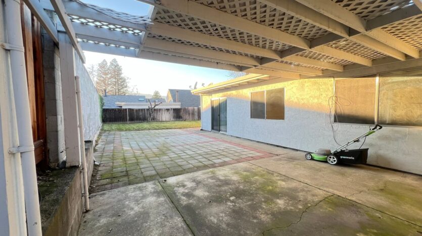 5563 Sonoma Dr - Pleasanton - California - 3 bed, 2 bath rental property