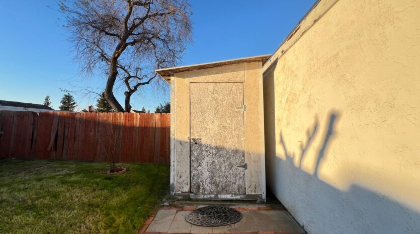 5563 Sonoma Dr - Pleasanton - California - 3 bed, 2 bath rental property