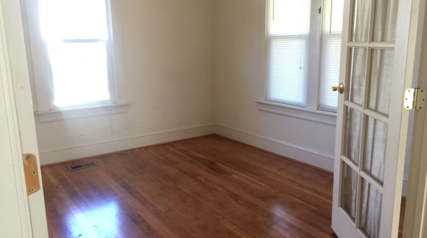 5712 SE Holgate - Portland - Oregon - 2 bed, 1 bath rental property