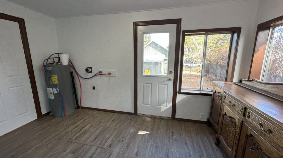 610 Cedar Street - Westwood - California - 3 bed, 1 bath rental property