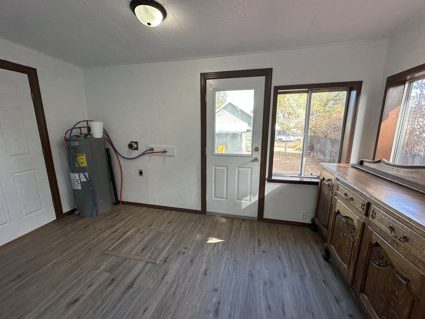 610 Cedar Street - Westwood - California - 3 bed, 1 bath rental property
