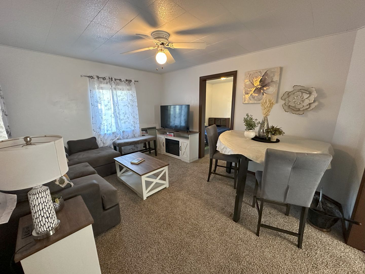 610 Cedar Street - Westwood - California - 3 bed, 1 bath rental property