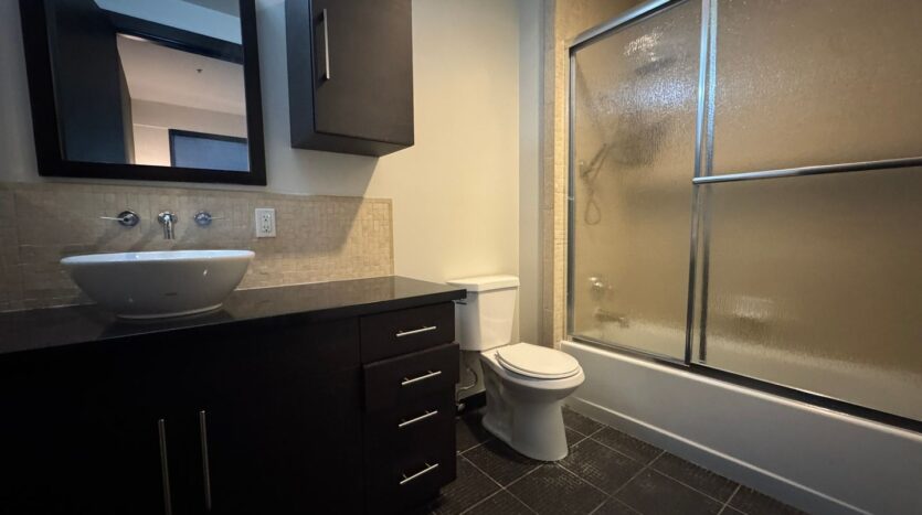 655 South Hope Street Unit 1008 - Los Angeles - California - 1 bed, 1 bath rental property