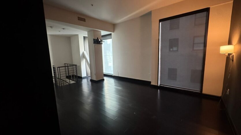 655 South Hope Street Unit 1008 - Los Angeles - California - 1 bed, 1 bath rental property
