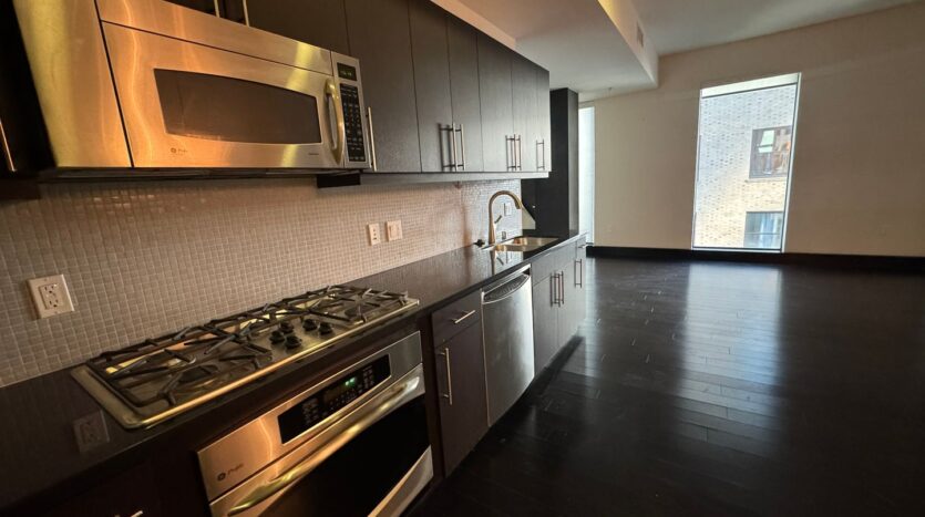 655 South Hope Street Unit 1008 - Los Angeles - California - 1 bed, 1 bath rental property