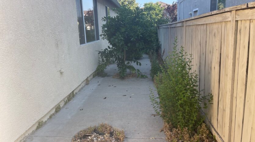 6789 Brook Falls Cir - Stockton - California - 3 bed, 2 bath rental property