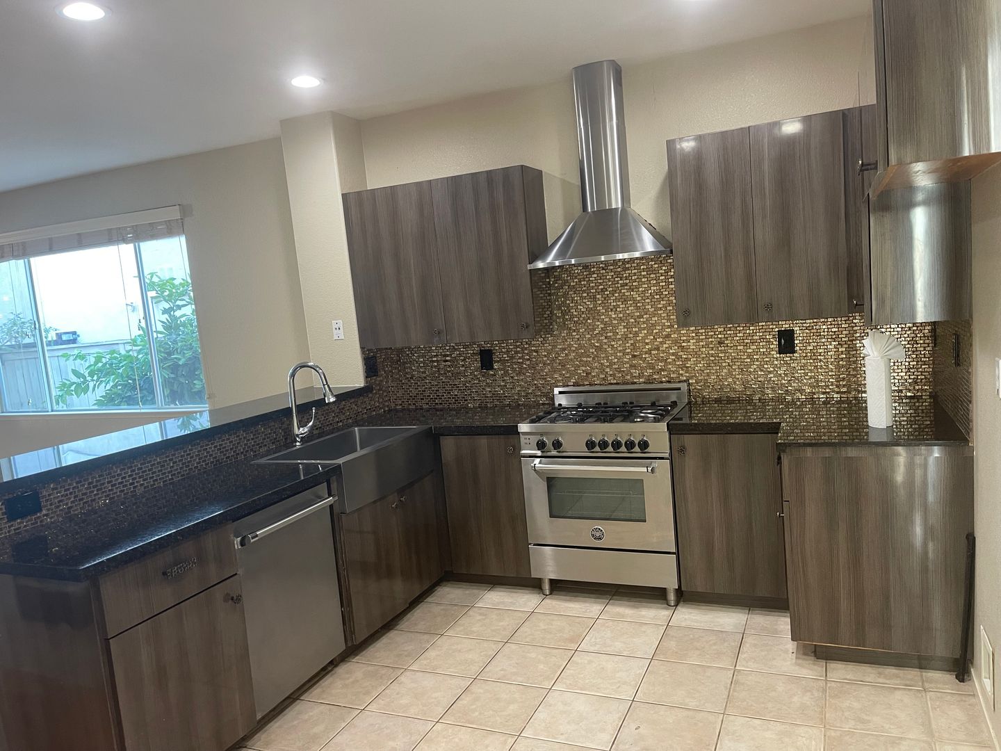 6789 Brook Falls Cir - Stockton - California - 3 bed, 2 bath rental property