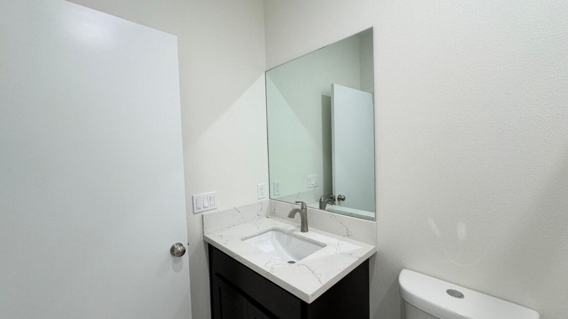 68270 Santelmo Rd Unit 2 - Cathedral City - California - 2 bed, 1 bath rental property