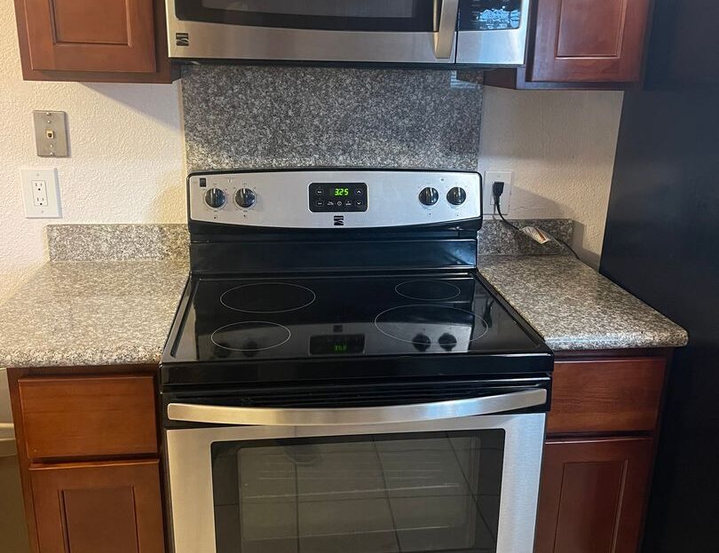 723 Clinton Dr - Stockton - California - 4 bed, 2 bath rental property