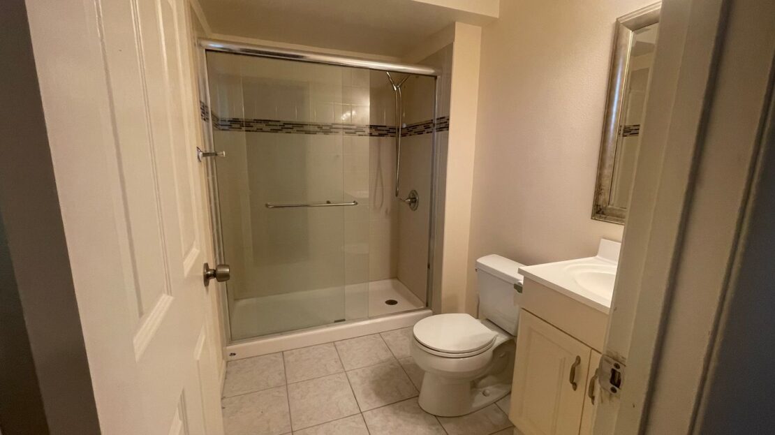 723 Clinton Dr - Stockton - California - 4 bed, 2 bath rental property