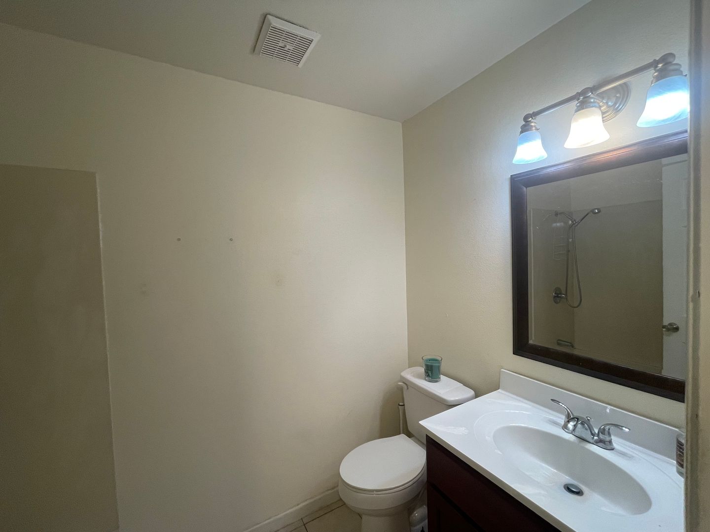 723 Clinton Dr - Stockton - California - 4 bed, 2 bath rental property