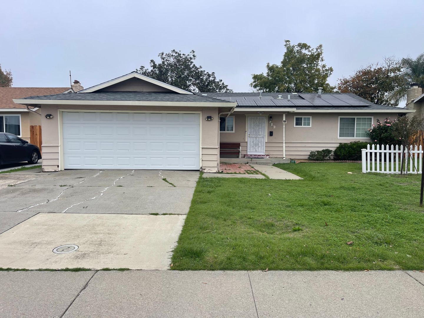 723 Clinton Dr - Stockton - California - 4 bed, 2 bath rental property