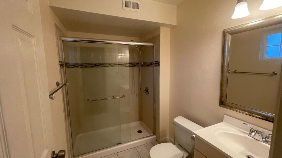 723 Clinton Dr - Stockton - California - 4 bed, 2 bath rental property