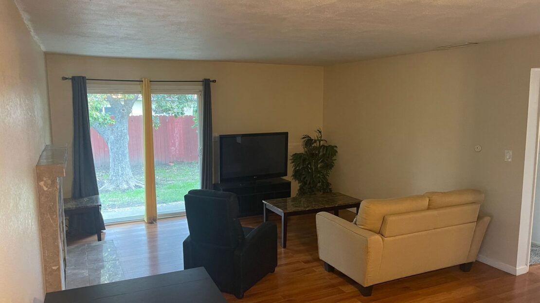 723 Clinton Dr - Stockton - California - 4 bed, 2 bath rental property