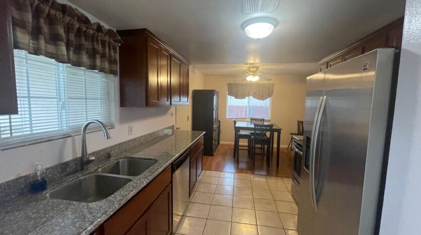 723 Clinton Dr - Stockton - California - 4 bed, 2 bath rental property