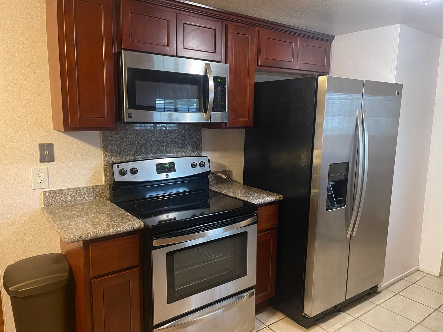 723 Clinton Dr - Stockton - California - 4 bed, 2 bath rental property