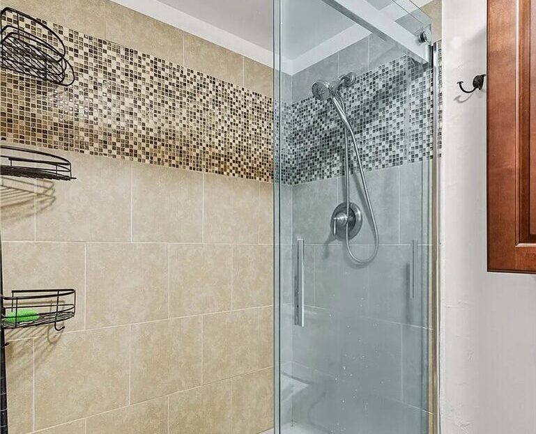 7425 Ruby Dr SW APT C-9 - Lakewood - Washington - 2 bed, 2 bath rental property