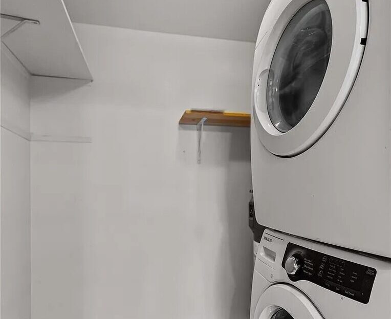 7425 Ruby Dr SW APT C-9 - Lakewood - Washington - 2 bed, 2 bath rental property