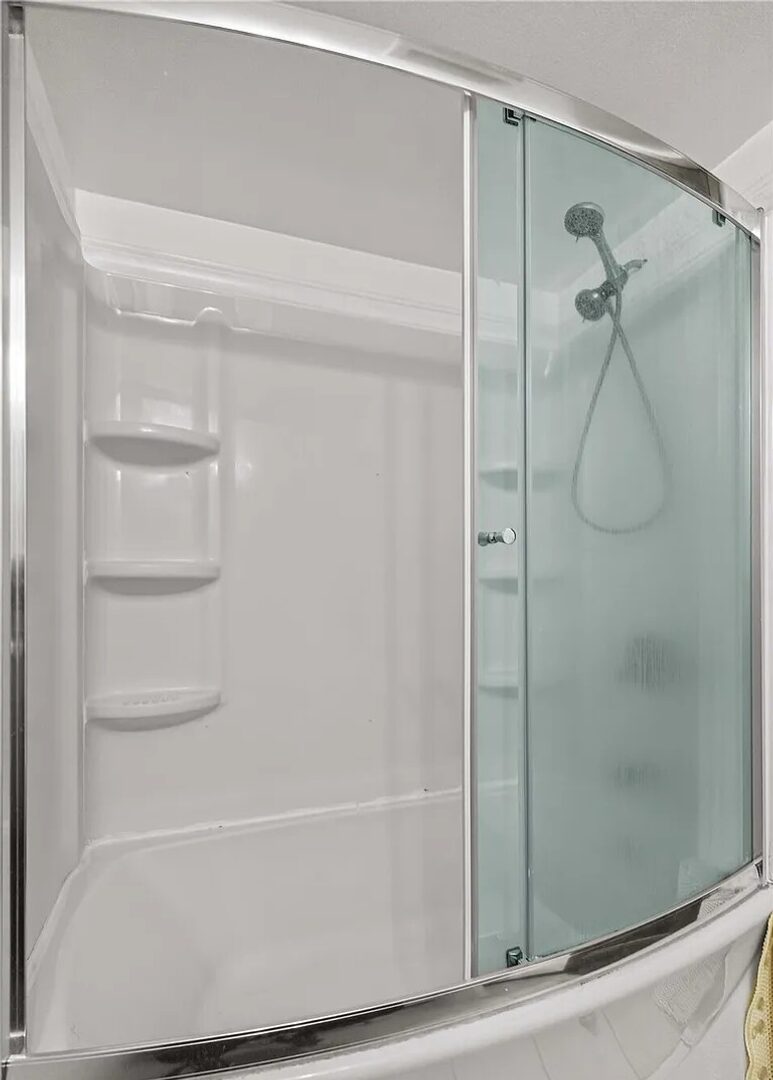 7425 Ruby Dr SW APT C-9 - Lakewood - Washington - 2 bed, 2 bath rental property