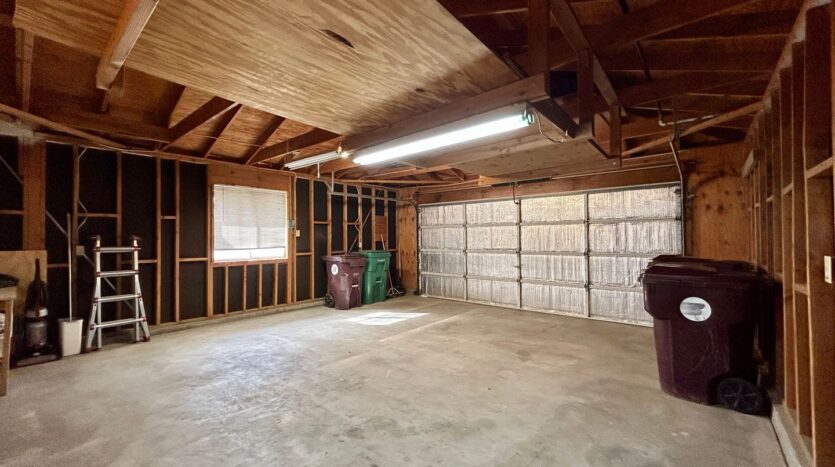 7451 Goleta Ave - Yucca Valley - California - 3 bed, 2 bath rental property