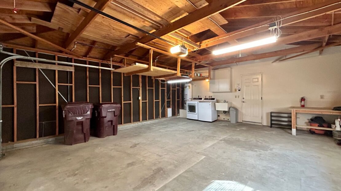 7451 Goleta Ave - Yucca Valley - California - 3 bed, 2 bath rental property