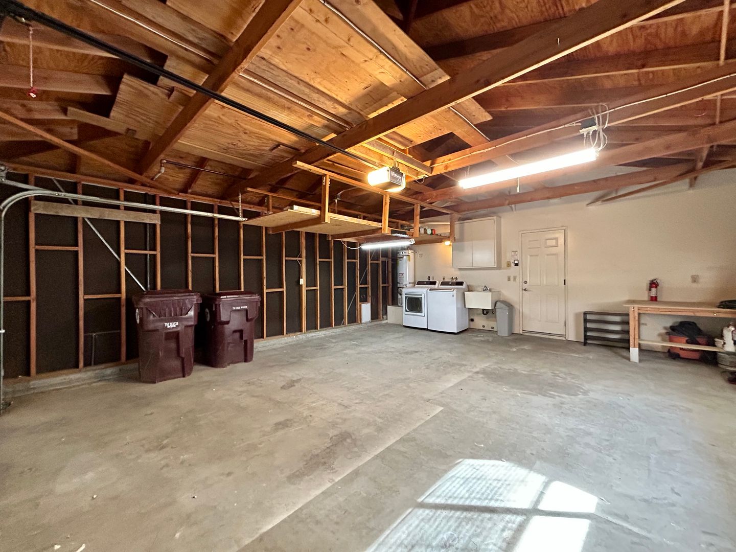 7451 Goleta Ave - Yucca Valley - California - 3 bed, 2 bath rental property