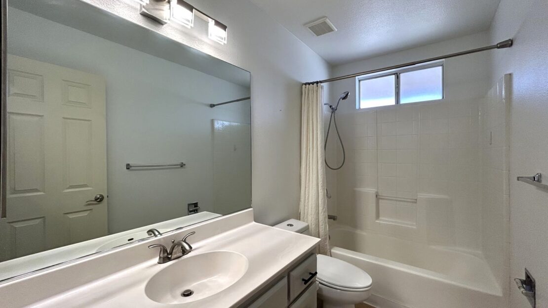 7451 Goleta Ave - Yucca Valley - California - 3 bed, 2 bath rental property