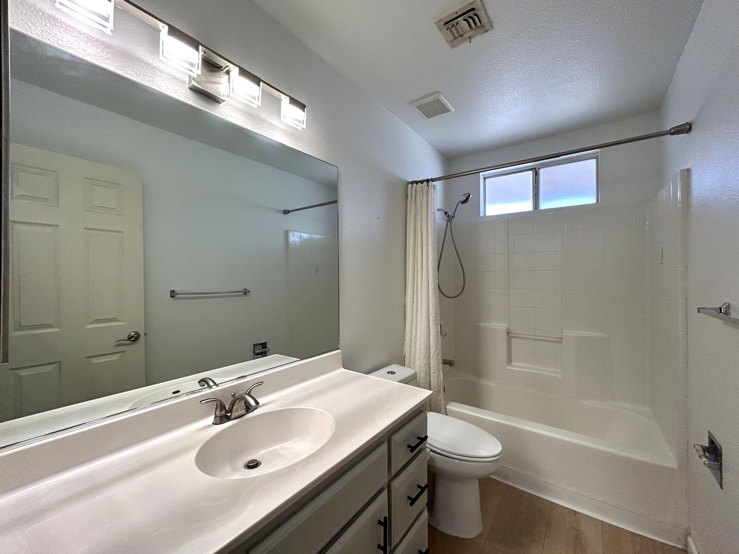 7451 Goleta Ave - Yucca Valley - California - 3 bed, 2 bath rental property