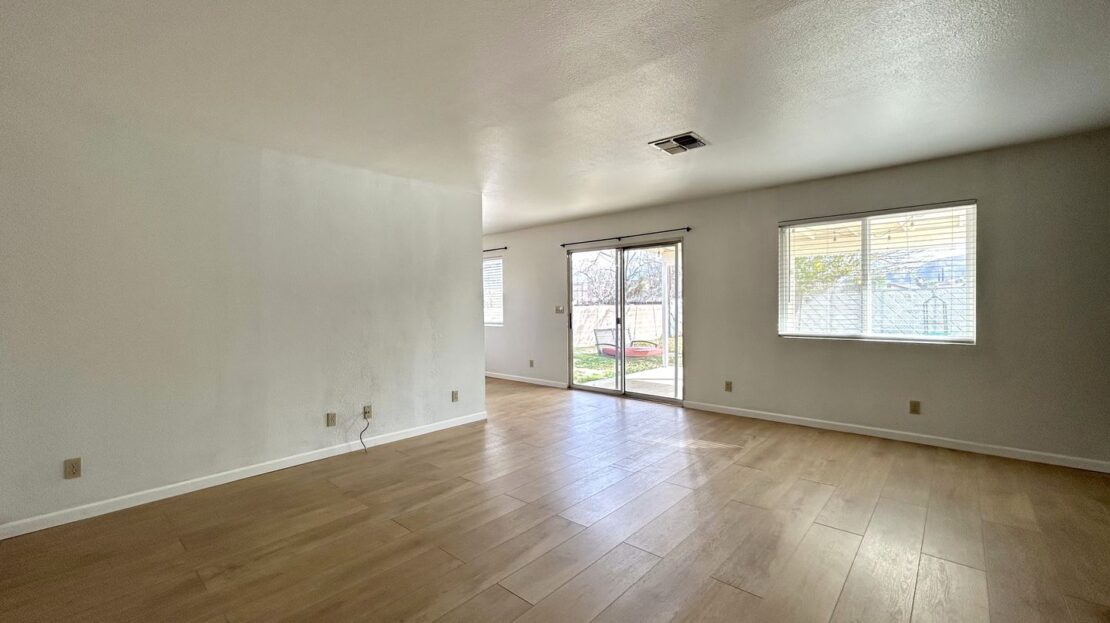 7451 Goleta Ave - Yucca Valley - California - 3 bed, 2 bath rental property