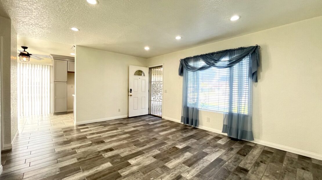 7593 Hyssop Dr. - Rancho Cucamonga - California - 3 bed, 2 bath rental property