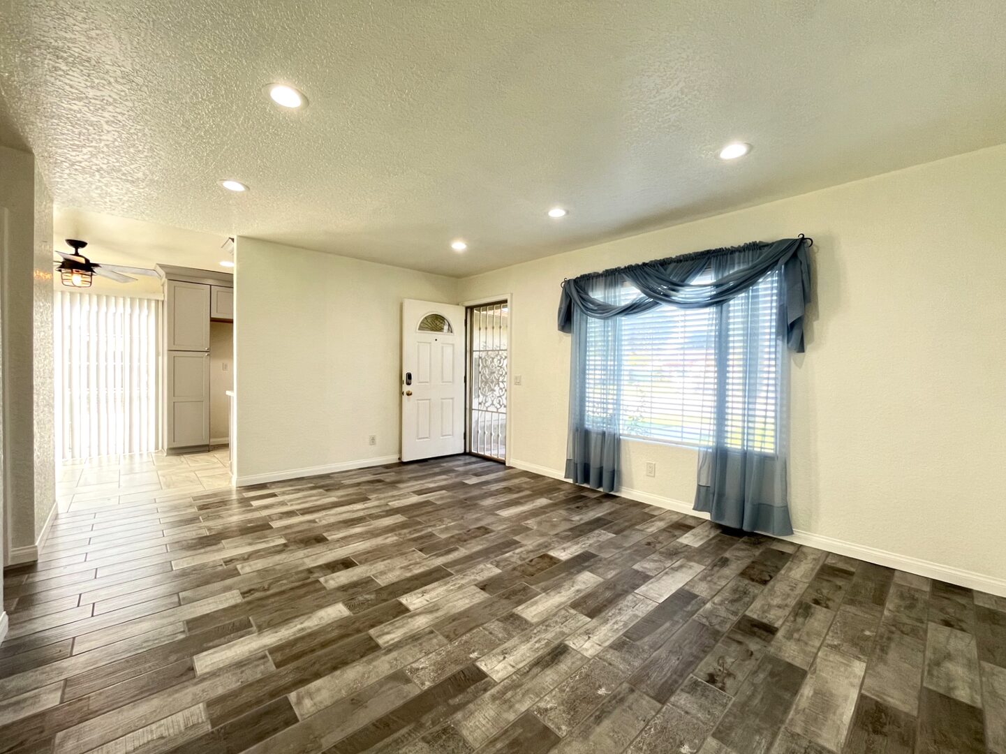 7593 Hyssop Dr. - Rancho Cucamonga - California - 3 bed, 2 bath rental property